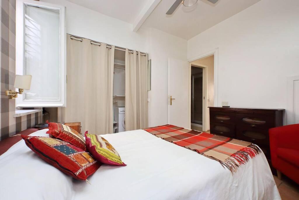 Apartmán Monserrato Řím Exteriér fotografie